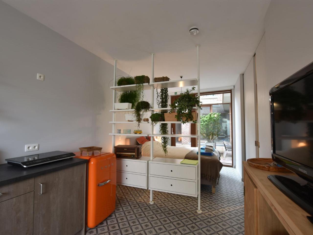 Studio In Ieper With Terrace Kültér fotó